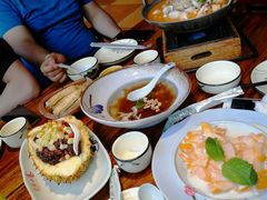 -老滇山寨•云南特色菜•地方菜•民族风情歌舞表演(金碧店)