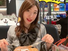 -港丽餐厅(高德置地店)