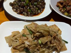 -莲餐厅·湖北菜·藕汤老手艺(愚园路店)