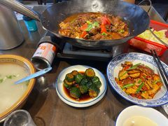 -富正毅三下锅·湘西韵味(天门山索道店)