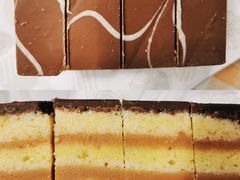 -上海哈尔滨食品厂(长宁龙之梦购物公园店)