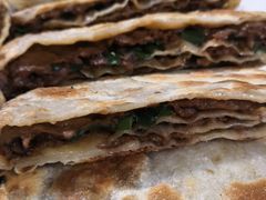-溢心园香河肉饼总店