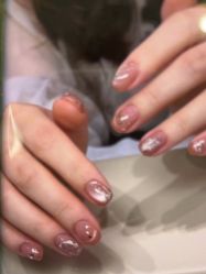 -进巍美甲美睫