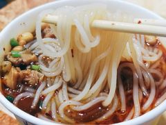 -覃肥叔桂林米粉(粮道街店)