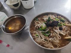 小碗肥瘦-正宗杨记普洱酸醋米线(总店)