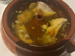 -彩云天云南餐厅