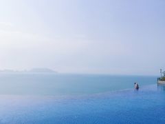 -三亚湾海居铂尔曼度假酒店