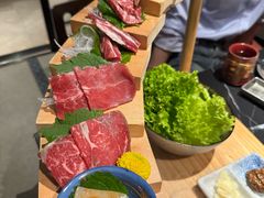 -山川小町·极番烧肉(新地假日广场店)