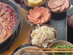 -黄潇洒老火锅(九眼桥宏济巷店)