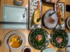 -花和海鲜自助(梅江店)