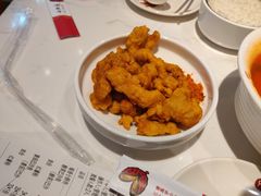 -渝是乎酸菜鱼·川渝小炒(新世界百货望京店)