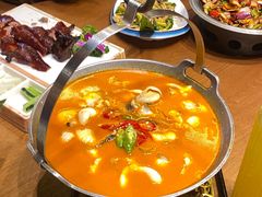 -老滇山寨•云南特色菜•地方菜•民族风情歌舞表演(金碧店)