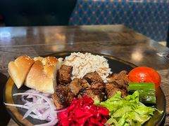 -梅夫娜土耳其餐厅.清真HALAL