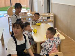 -Nice mama奈思妈妈婴幼儿托育中心(海峡社区店)