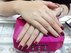 悠大宝的美甲店-anni美甲店