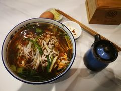 -镇南锅盖面馆(解放路店)