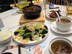 -粤小馆(天安云谷店)