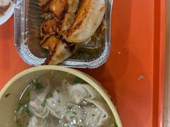 -周震馄饨