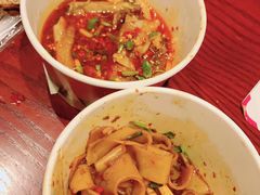 -黄兴南路步行商业街