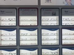 -宝视达眼镜(许昌时代广场店)