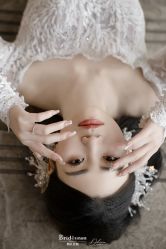 -艾米丽婚纱礼服
