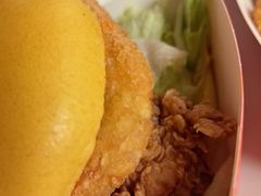 -肯德基(成山路地铁站店)