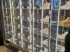 -Air Jordan(世贸天阶店)