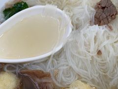 -小杨生煎(金山百联购物中心3楼店)