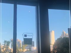 -星巴克臻选(莘庄仲盛店)