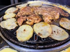 -胡悦里韩式烤肉(芝罘万达广场店)