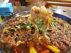 -鸿顺老铁锅美蛙鱼府(解放碑店)