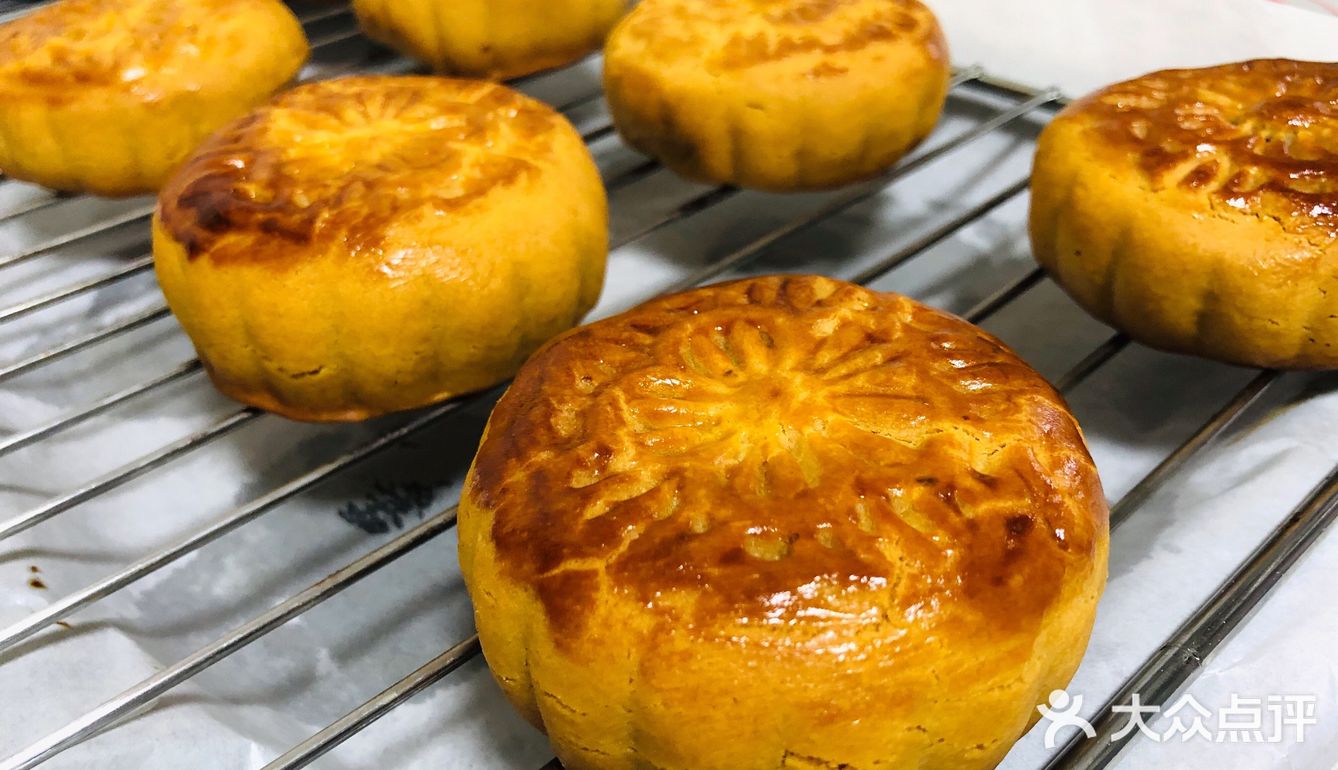 我家的中秋月饼自己制作