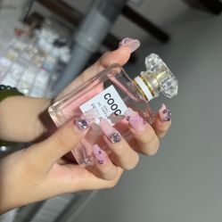 -瞧·享轻奢美甲美睫
