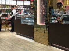 -VENCHI 闻绮(北京国贸商城店)