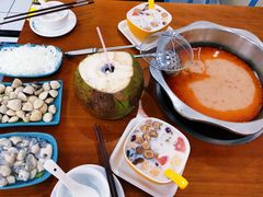 -老何家后安粉·糟粕醋海鲜火锅(三亚湾椰梦长廊店)