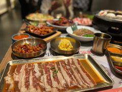 -草家酱蟹炭火烤肉店(珲春南路一店)