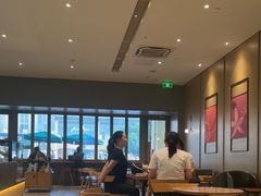 -星巴克(长沙友阿奥特莱斯店)