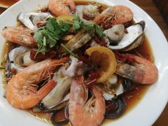 -老东镇啤酒屋海鲜加工·蒸汽海鲜·海鲜烧烤(台东店)