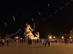 -巴陵广场
