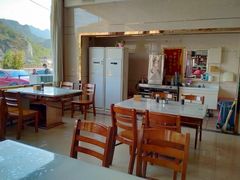 -相聚青山餐厅(阎河路店)