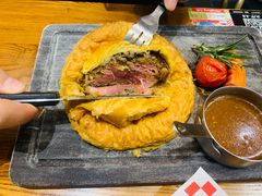 网红瀑布牛肉菠萝包-肥韬茶餐厅(南山mini店)