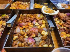 -老东镇啤酒屋海鲜加工·蒸汽海鲜·海鲜烧烤(台东店)