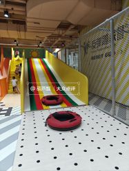 -反弹蹦床公园·运动乐园·团建·亲子派对(深圳观澜湖店)
