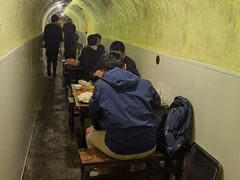 -洞庭洲·防空洞火锅·烧烤·铜锅涮肉(新百广场店)