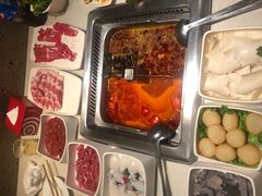 -海底捞火锅鲜切牛肉主题店(长寿路店)