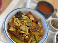 山城麻辣素香锅-轻蔬不用等·素食(江苏路店)