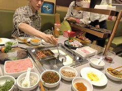 -海底捞火锅(宝龙广场夜宵主题店)