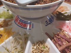 -怪噜范·老贵阳街头名小吃(鸿通城店)