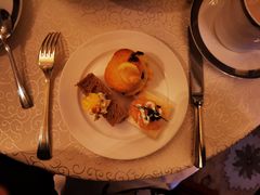 双人红丝绒下午茶-Salon de Ville浦江汇(上海外滩华尔道夫酒店店)