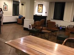 大堂-星巴克臻选(广州沙面店)